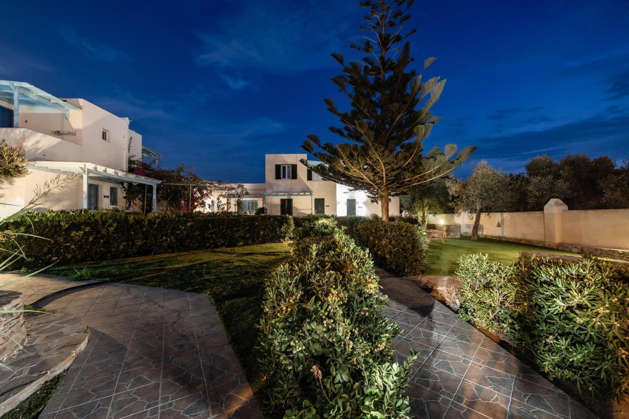 Aggeliki's Diamond Aparthotel Agia Anna  Bagian luar foto