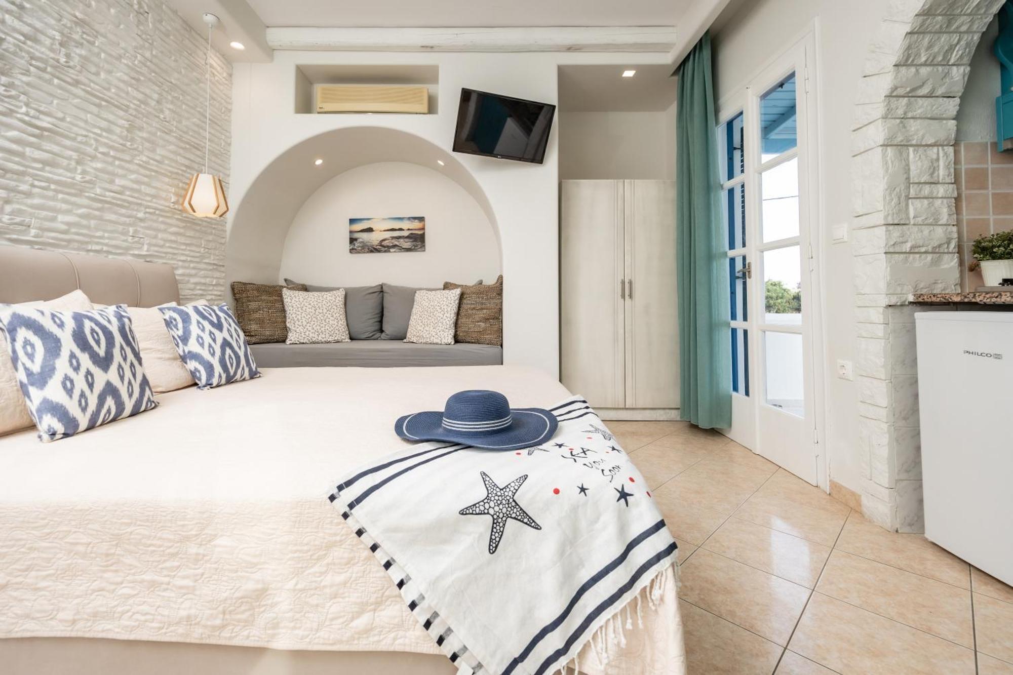 Aggeliki's Diamond Aparthotel Agia Anna  Bagian luar foto